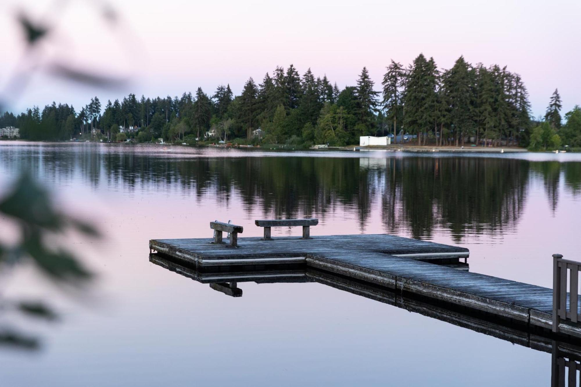 Inn On Long Lake Nanaimo Bagian luar foto